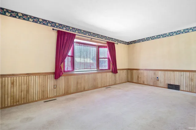 $240,000 | 1503 Blanchard Drive, Mishawaka, IN 46544