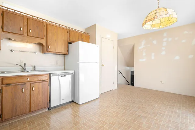 $240,000 | 1503 Blanchard Drive, Mishawaka, IN 46544