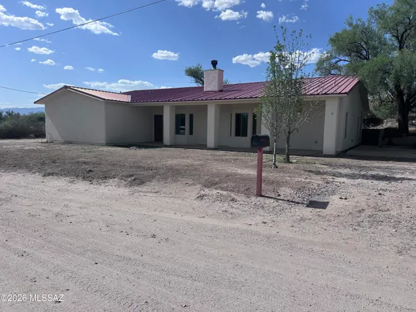 $355,000 | 728 East Mockingbird Hill, Benson, AZ 85602