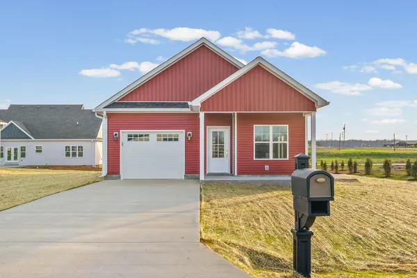 $239,900 | 102 Joiner Avenue, Elkton, KY 42220