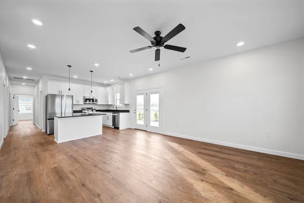 $239,900 | 102 Joiner Avenue, Elkton, KY 42220