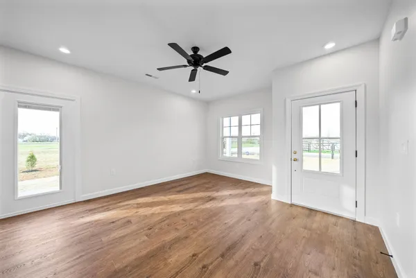 $239,900 | 102 Joiner Avenue, Elkton, KY 42220