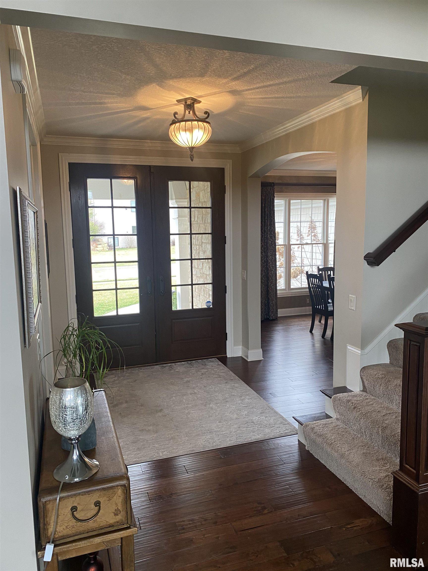 6016 Cardinal Road Bettendorf, IA 52722 - Photo 12 of 50 Gallery Image 12