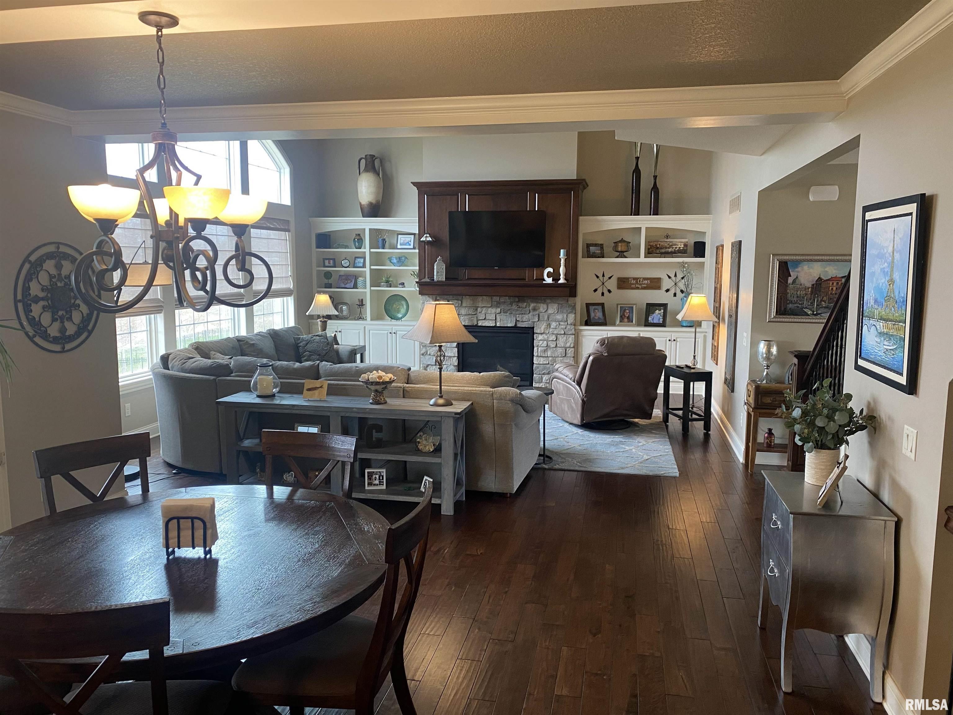 6016 Cardinal Road Bettendorf, IA 52722 - Photo 16 of 50 Gallery Image 16