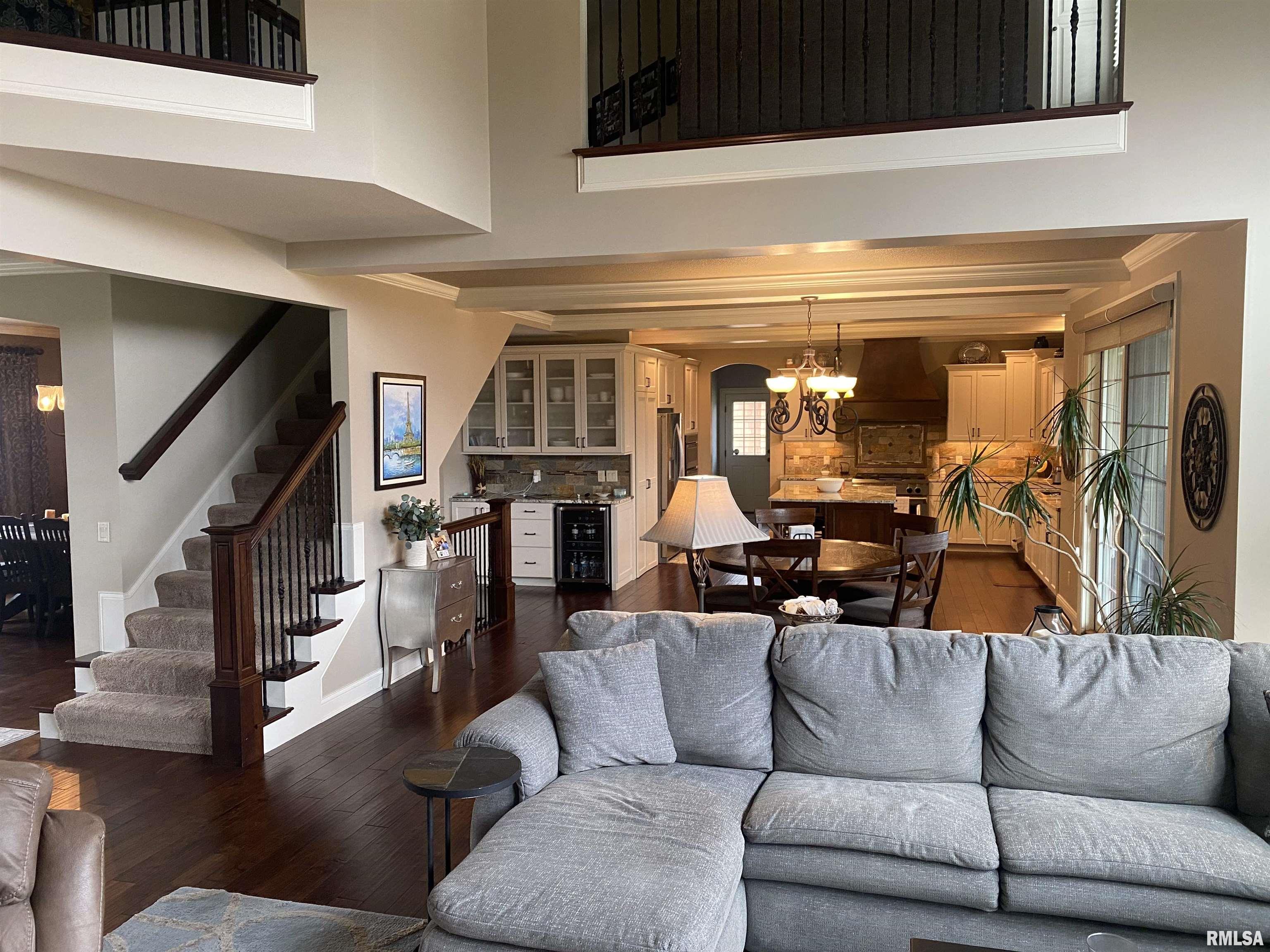 6016 Cardinal Road Bettendorf, IA 52722 - Photo 17 of 50 Gallery Image 17