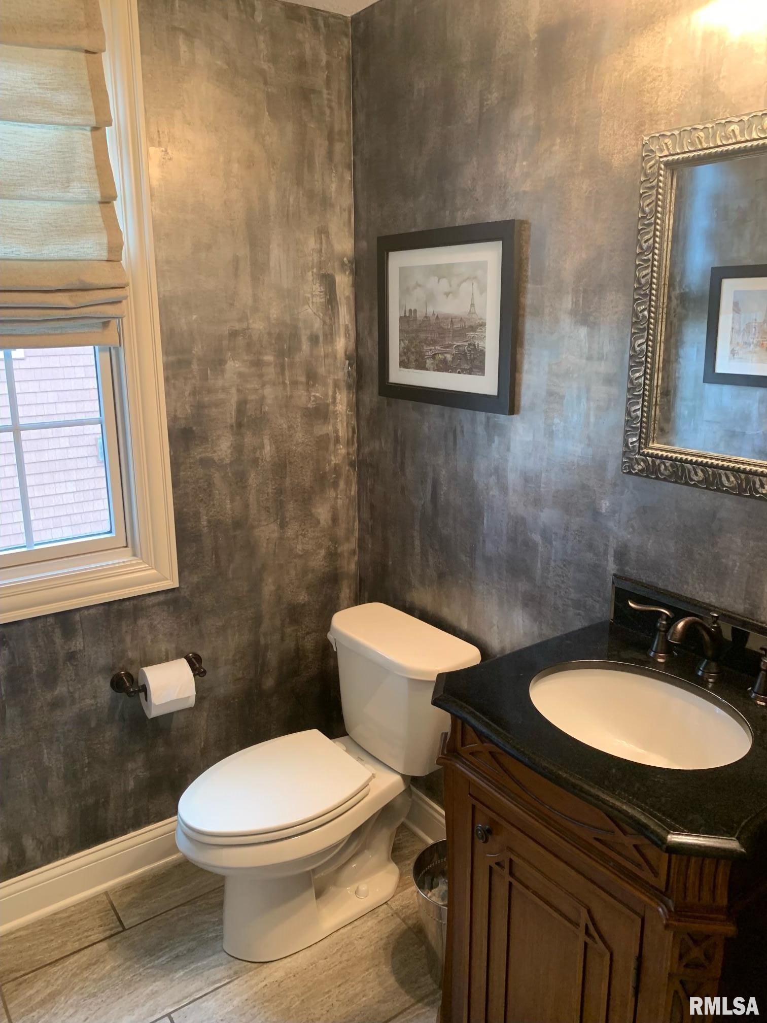 6016 Cardinal Road Bettendorf, IA 52722 - Photo 19 of 50 Gallery Image 19
