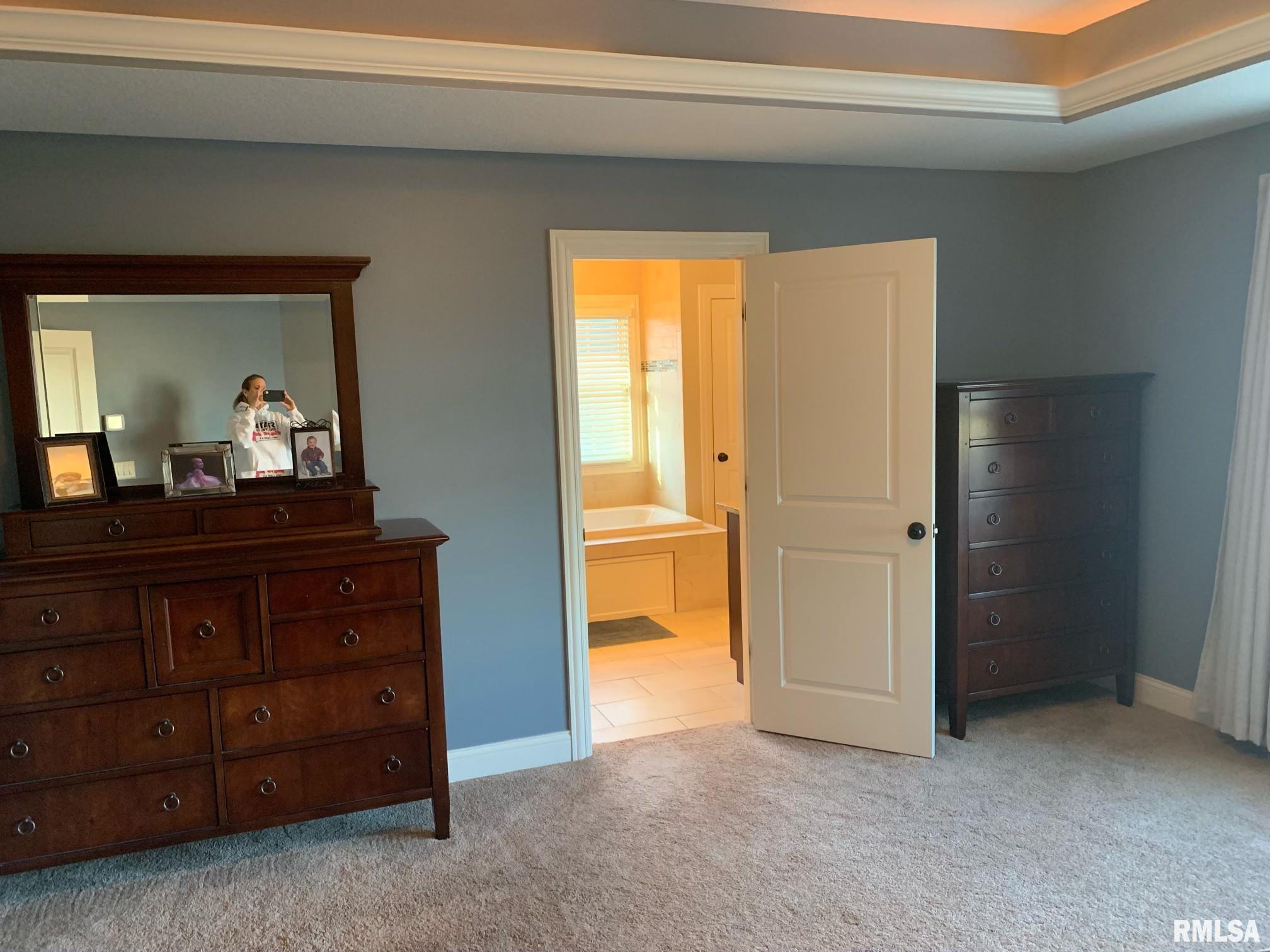 6016 Cardinal Road Bettendorf, IA 52722 - Photo 25 of 50 Gallery Image 25