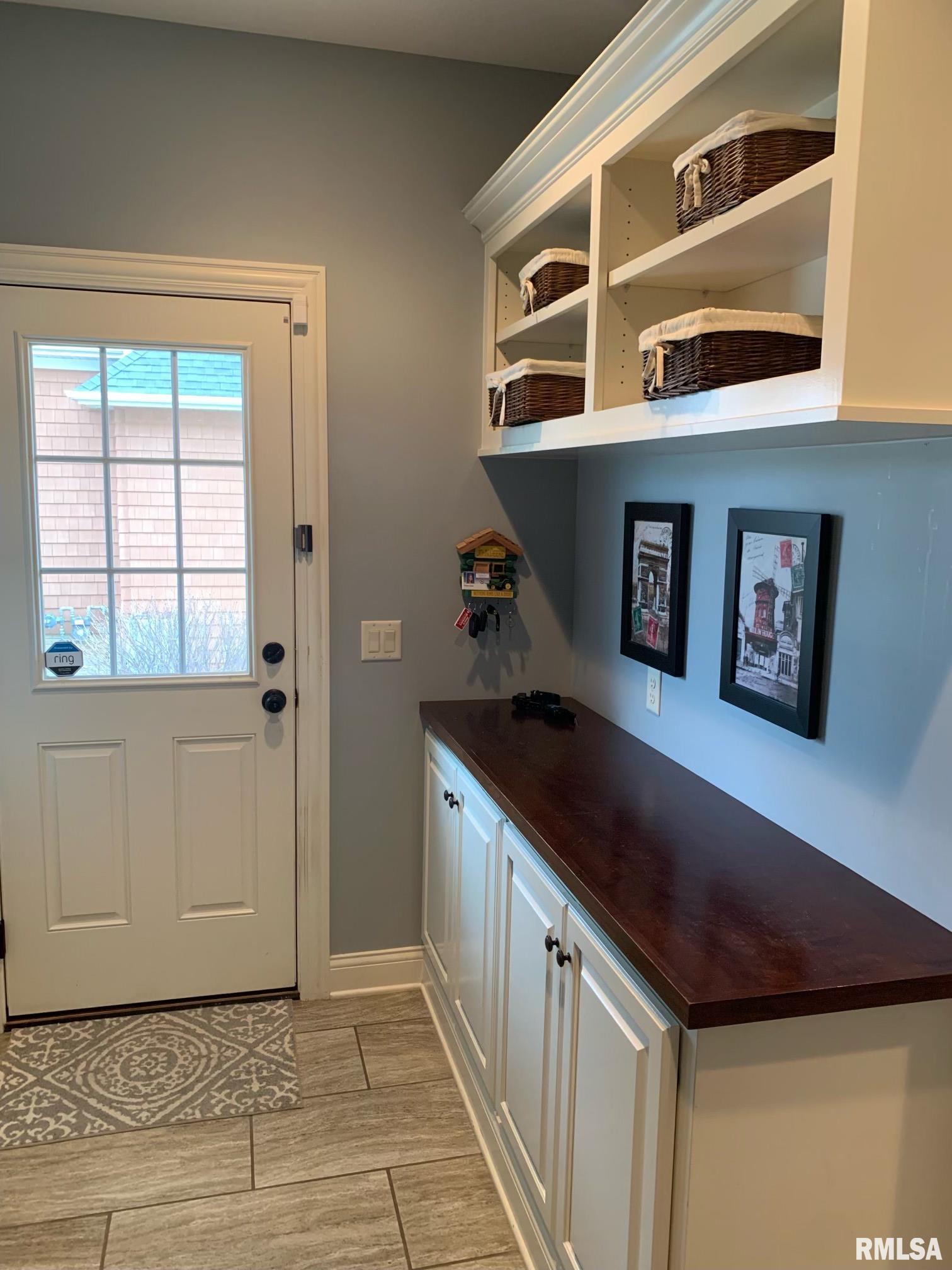 6016 Cardinal Road Bettendorf, IA 52722 - Photo 40 of 50 Gallery Image 40