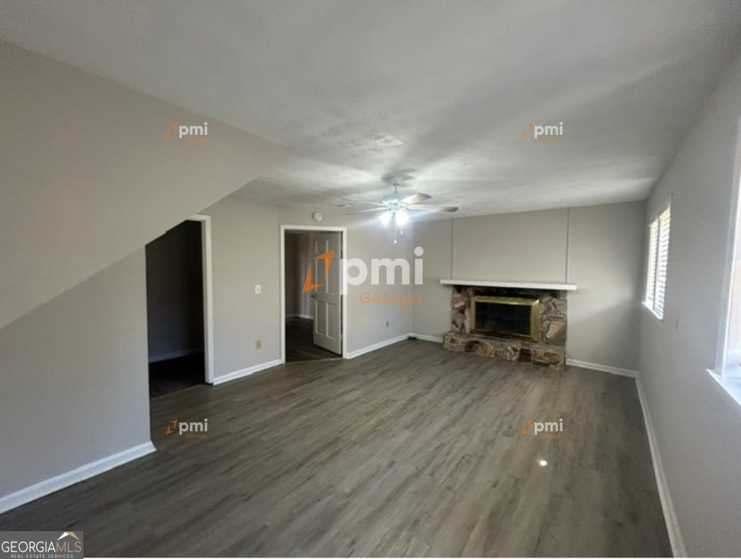 667 Rae Drive Southwest Lawrenceville, GA 30044 - Photo 5 of 22