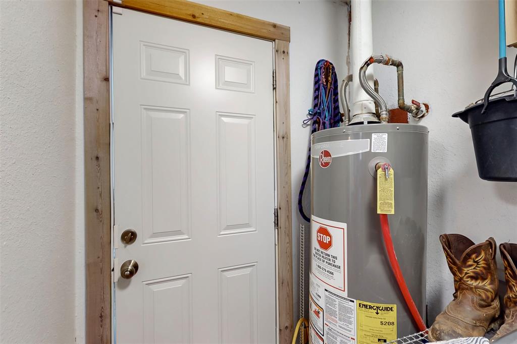 246 Caddo Road Joshua, TX 76058 - Photo 31 of 40