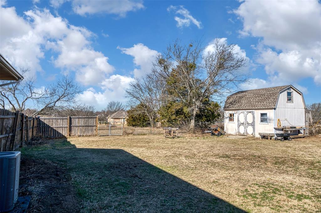 246 Caddo Road Joshua, TX 76058 - Photo 33 of 40