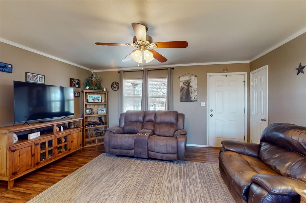 246 Caddo Road Joshua, TX 76058 - Photo 6 of 40