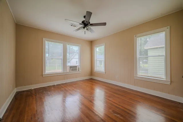 $129,900 | 604 Abell Street South, Wharton, TX 77488