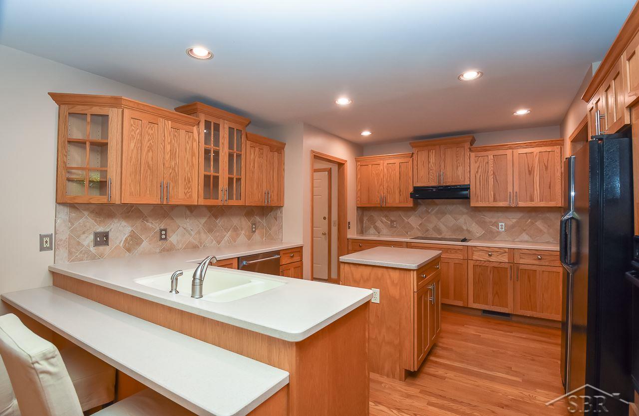 12565 Whisper Ridge Drive Freeland, MI 48623 - Photo 5 of 27 31359040-4.JPG