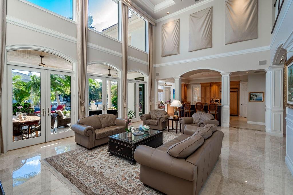 2356 Northeast 26th Street Lighthouse Point, FL 33064 - Photo 12 of 81