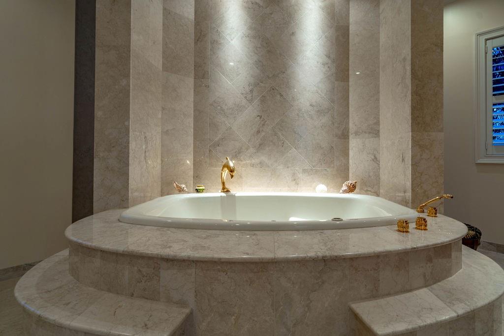 2356 Northeast 26th Street Lighthouse Point, FL 33064 - Photo 42 of 81