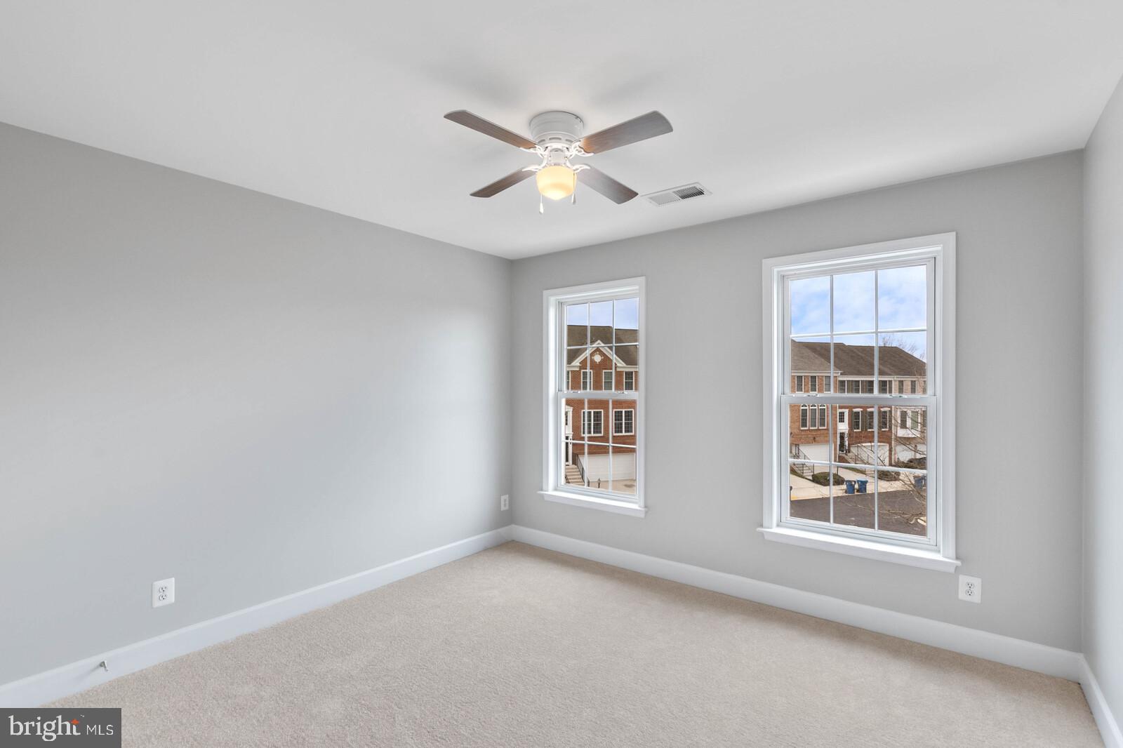 9251 Laurel Ridge Crossing Road Lorton, VA 22079 - Photo 34 of 47 Gallery Image 34
