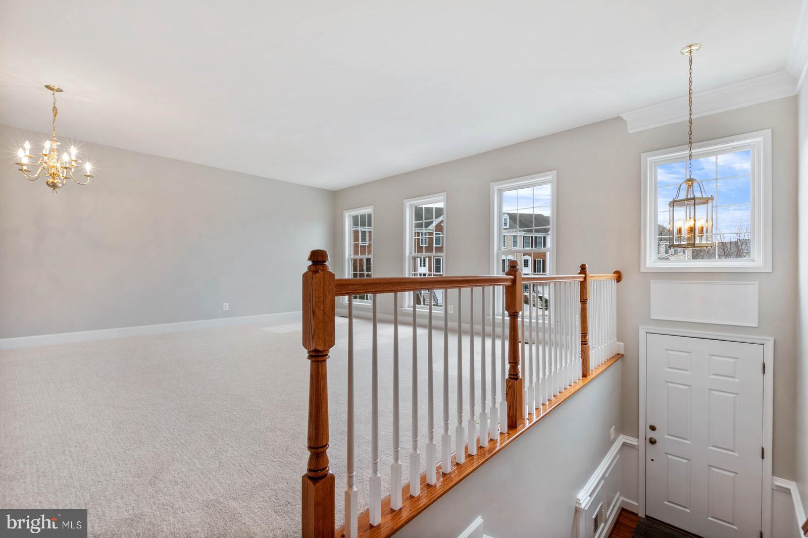 9251 Laurel Ridge Crossing Road Lorton, VA 22079 - Photo 6 of 47 Gallery Image 6