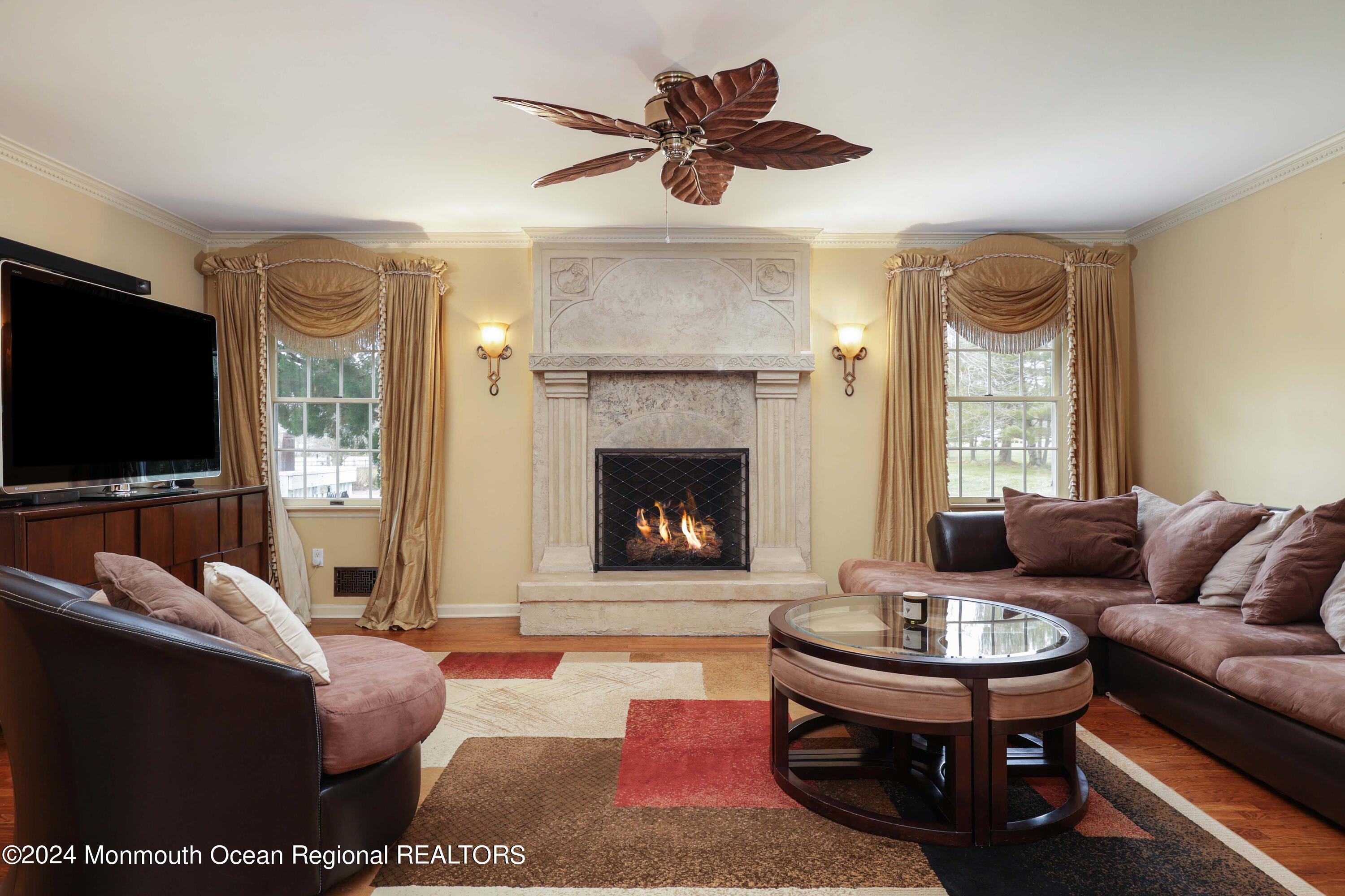 4 Yellowbrook Road Marlboro, NJ 07746 - Photo 5 of 45 758A8399