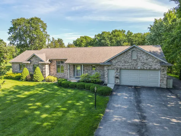 $499,900 | 415 East Southmor Road, Morris, IL 60450
