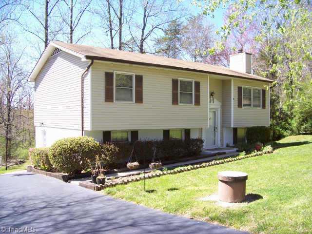 132 Pine Ridge Trail Pinnacle, NC 27043 - Photo 1 of 5 Exterior Front.