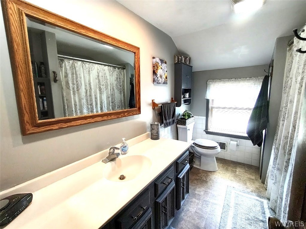 6275 Eckhardt Road Hamburg, NY 14085 - Photo 29 of 47