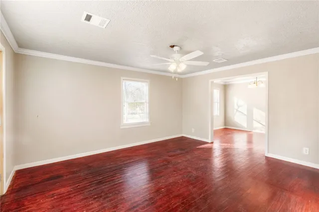 $199,900 | 806 Walnut Street, Bryan, TX 77803