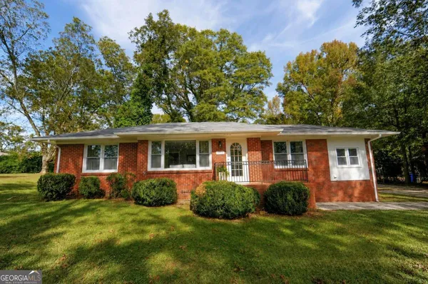 $289,000 | 370 Georgia Avenue, Fayetteville, GA 30214