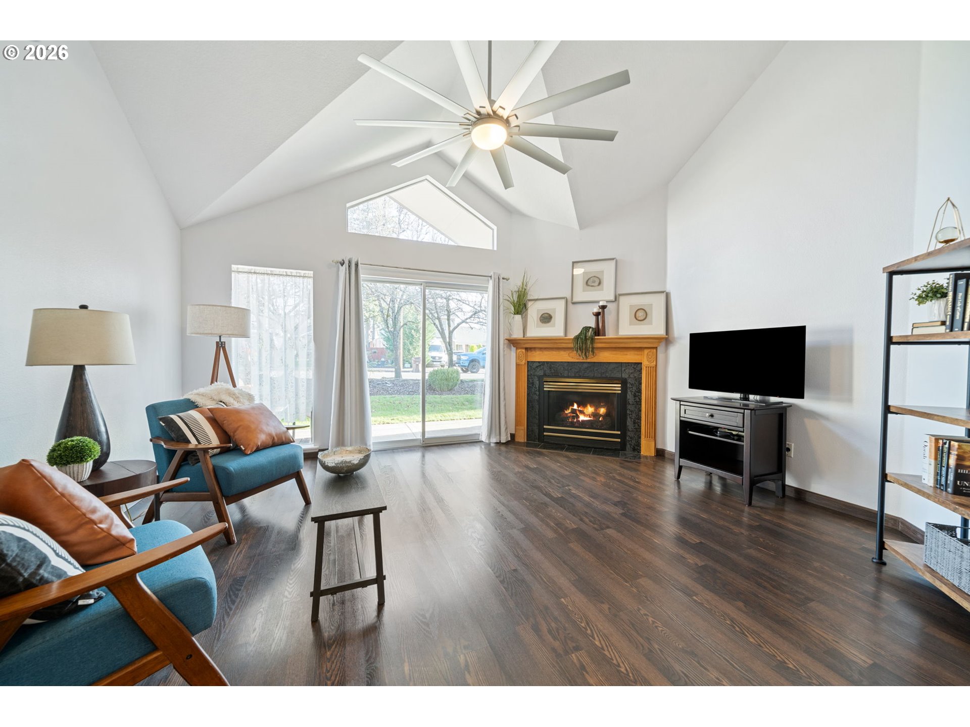 2437 Northwest Logan Street Camas, WA 98607 - Photo 4 of 33