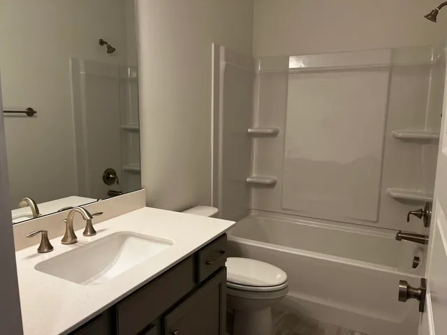 $699,000 | 100 East Carolina Avenue, Summerville, SC 29483