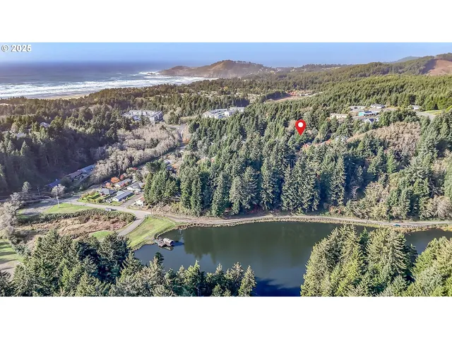 $675,000 | 2910 Northeast Klamath Place, Newport, OR 97365