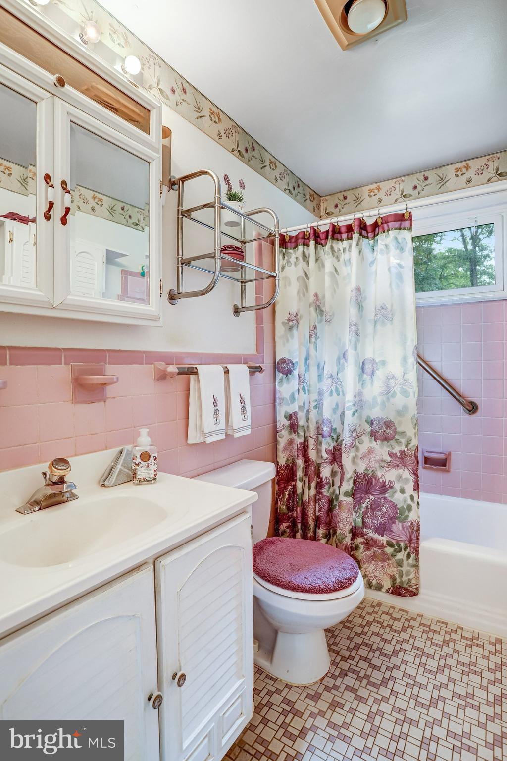12830 Oxon Road Herndon, VA 20171 - Photo 32 of 61 Enjoy the vintage look or upgrade