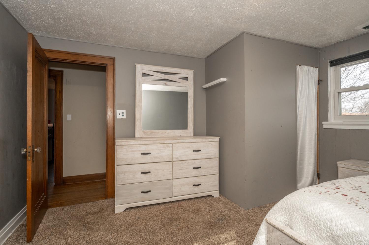 5168 Ralph Avenue Cincinnati, OH 45238 - Photo 18 of 34 Gallery Image 18