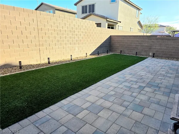 $2,100 | 2882 Timber Country Road, North Las Vegas, NV 89086