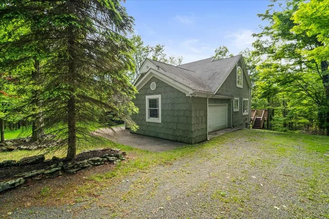 $369,000 | 161 Fawnwood Drive, Greentown, PA 18426