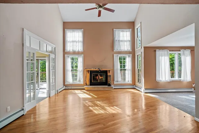 $369,000 | 161 Fawnwood Drive, Greentown, PA 18426