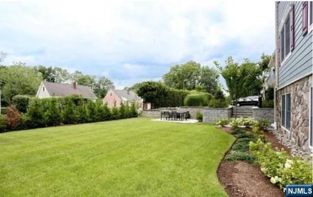 $3,100 | 112 Franklin Turnpike, Unit D, Waldwick, NJ 07463