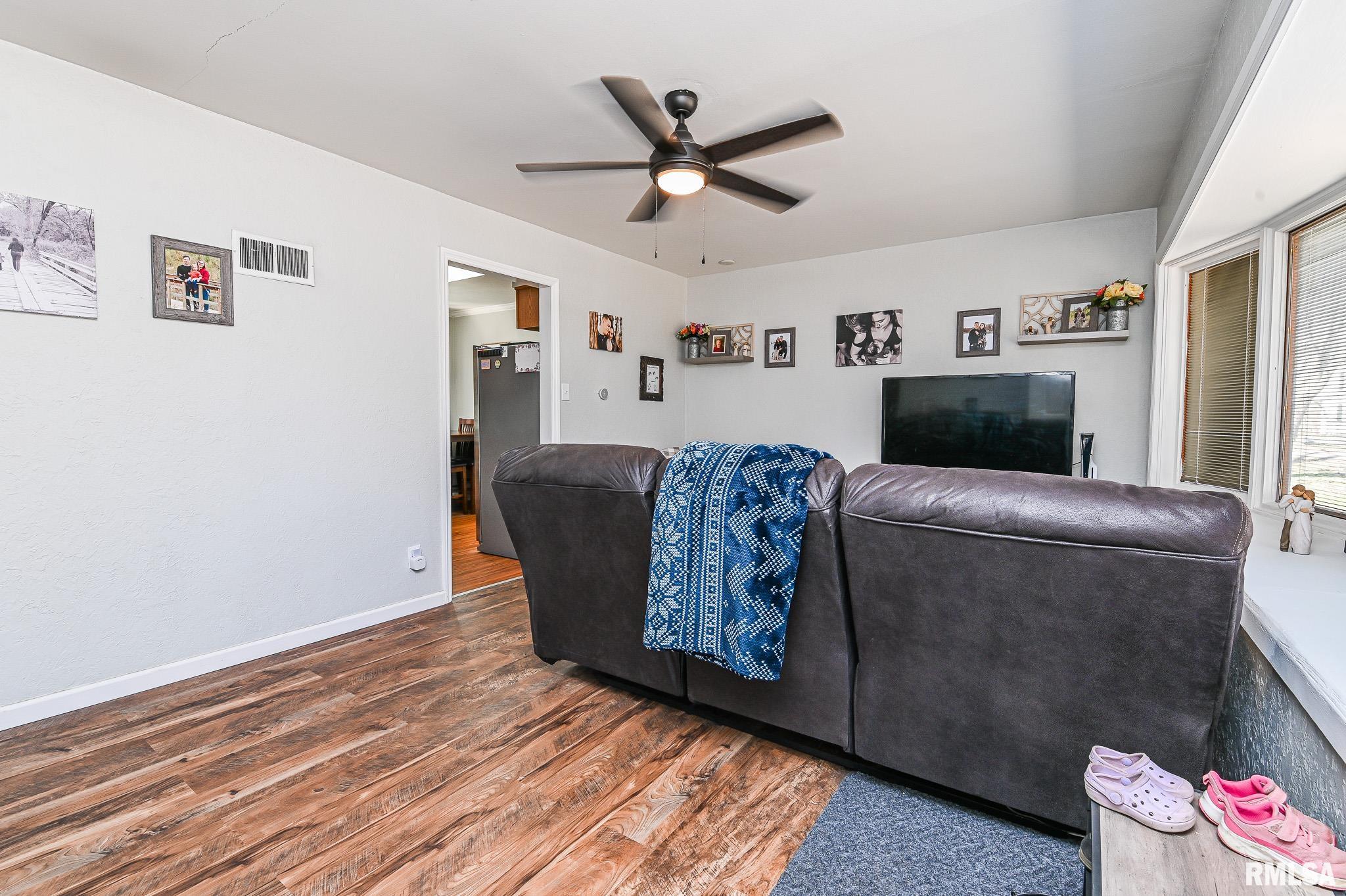 1141 North Wood Road Peoria, IL 61604 - Photo 10 of 28