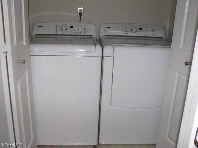 5802 Running Ridge Road Greensboro, NC 27407 - Photo 13 of 29 Gallery Image 13