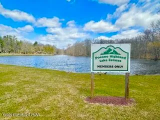 $289,900 | 536 Highland Drive, East Stroudsburg, PA 18302