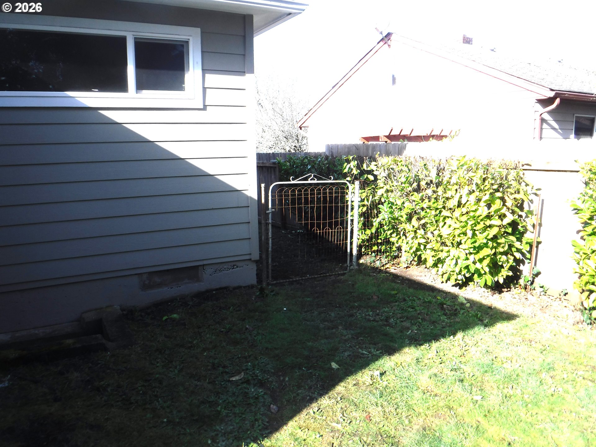 2075 Johnson Street North Bend, OR 97459 - Photo 22 of 26