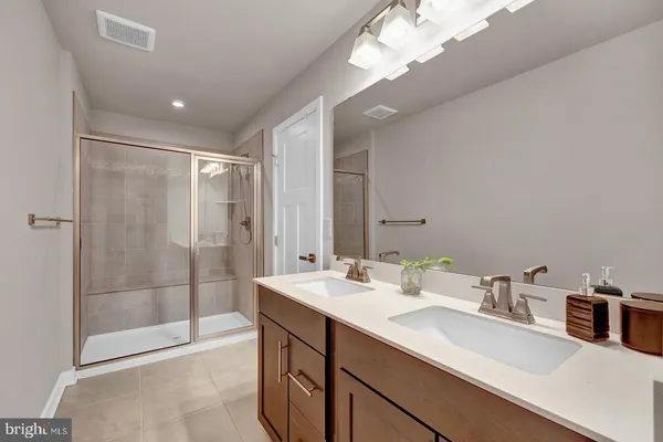 $4,500 | 14 Pratt Lane, Lawrence Township, NJ 08648