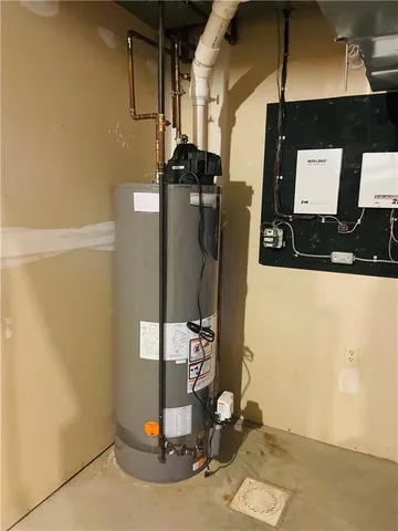 $874,900 | 190 Evergreen Trail, Beaver Falls, PA 15010