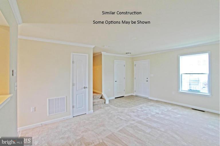 133 Ran Rue Drive Martinsburg, WV 25403 - Photo 4 of 26 Living Room