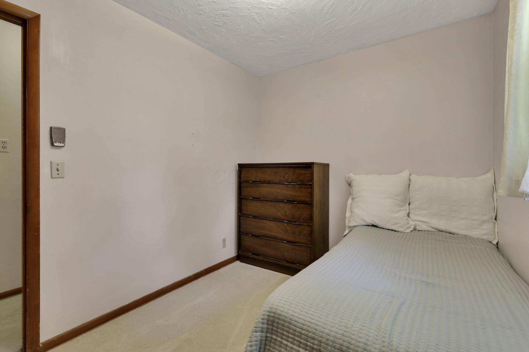 3842 Brook Road Northwest Lancaster, OH 43130 - Photo 27 of 52 27-web-or-mls-_MG_9620