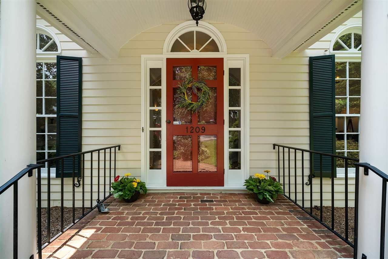1209 Weldon Place Raleigh, NC 27608 - Photo 3 of 30 Photo 3
