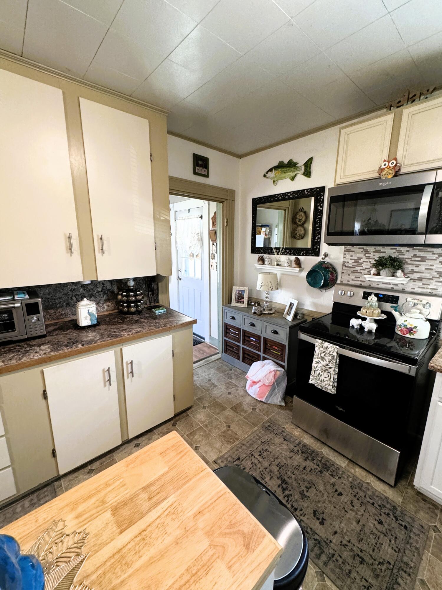 8 Shipyard Road Friendship, ME 04547 - Photo 5 of 40 Kitchen