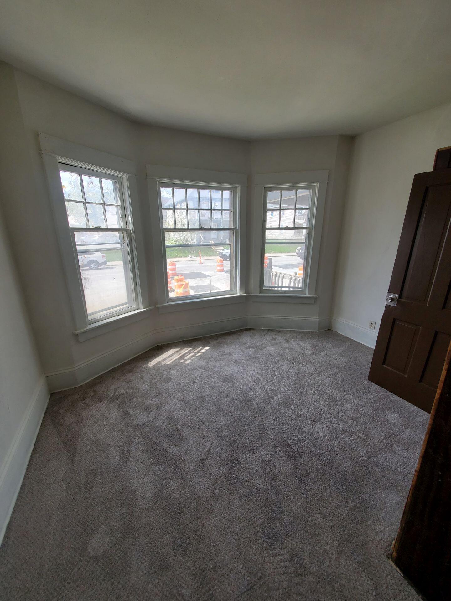 3134 North 35th Street, Unit 3136 Milwaukee, WI 53216 - Photo 4 of 8 Dining room