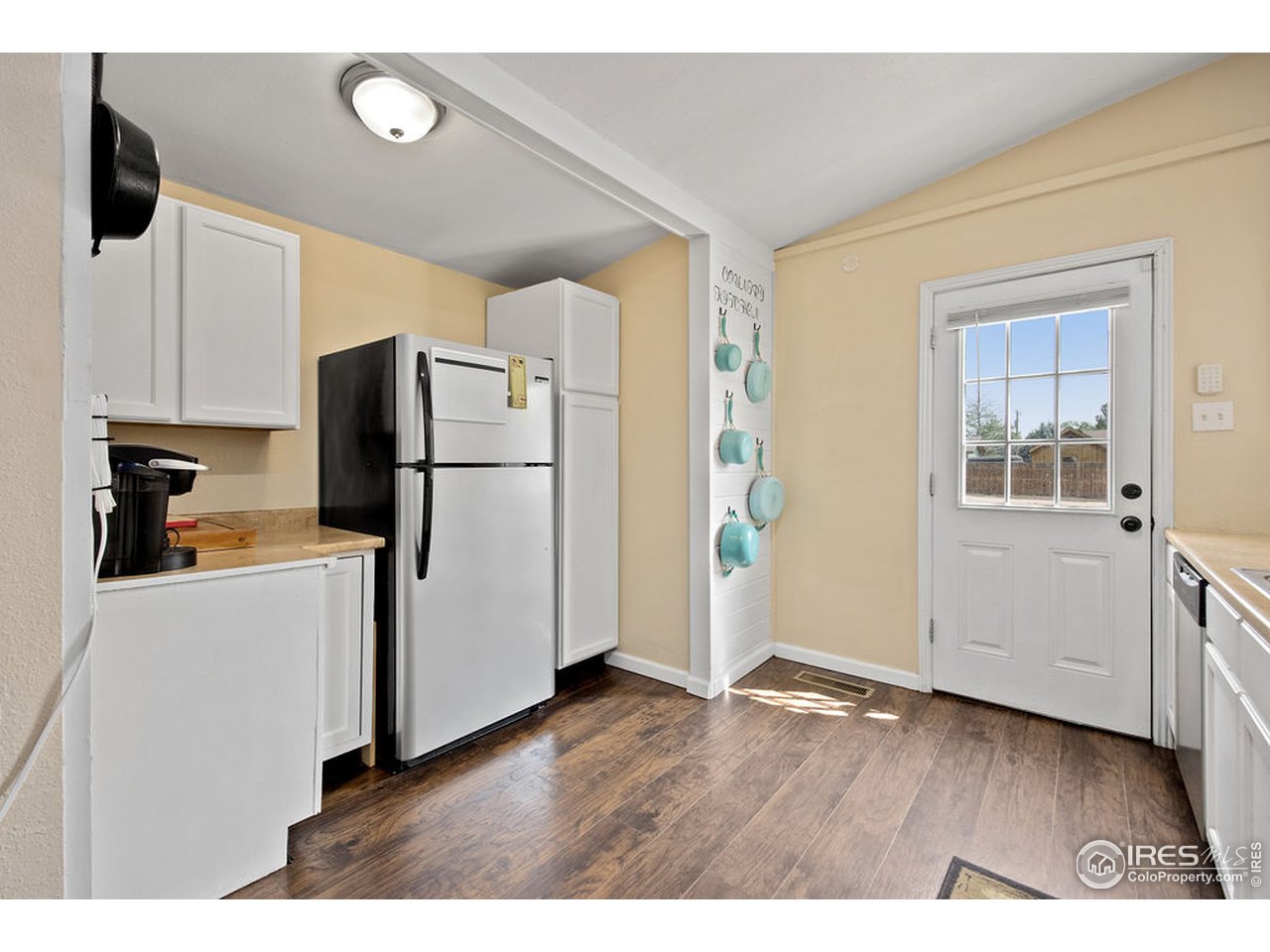 2302 25th Street Road Greeley, CO 80634 - Photo 4 of 25