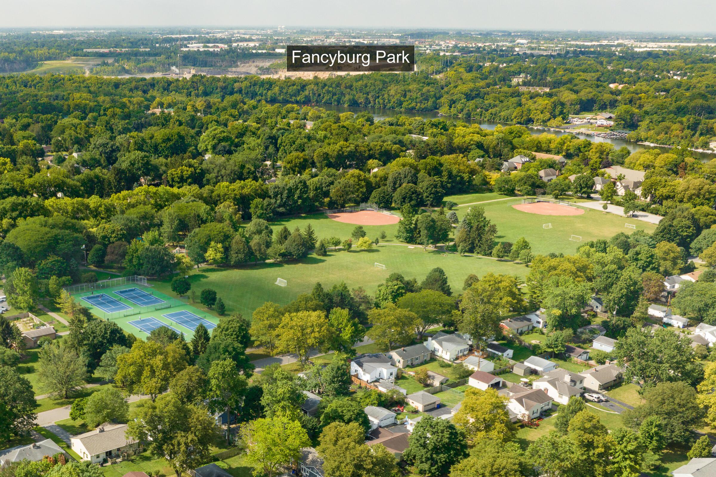 2234 Wickliffe Road Columbus, OH 43221 - Photo 38 of 42 Aerial view